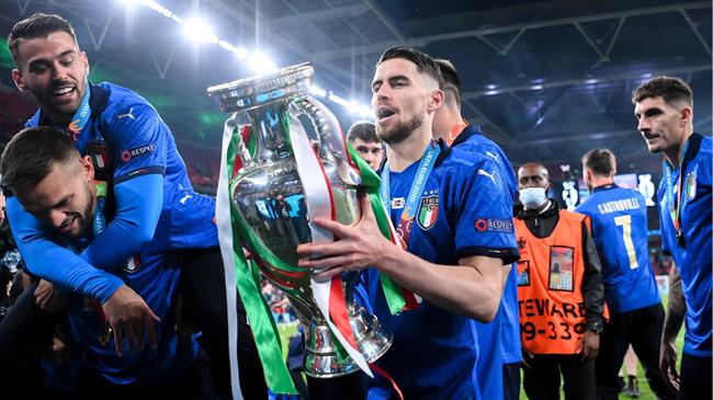 Tiểu sử Jorginho, Thông tin về Tiền vệ Jorginho CLB Flamengo